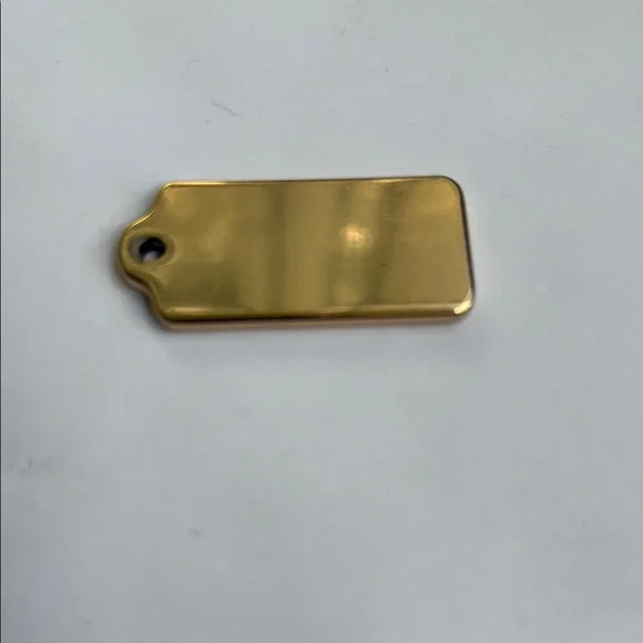 Coach Gold Tag - Picture 2 of 2